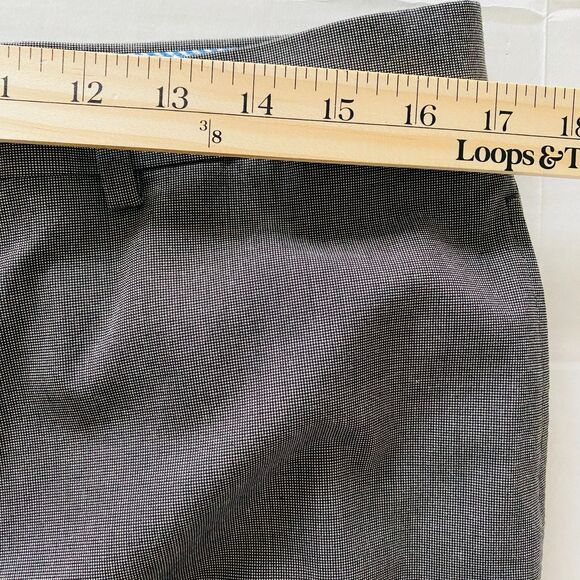 Tommy Hilfiger Gray Check 2-Piece Suit Jacket & Pants for Men Classic Fit Sz L40 - Picture 12 of 13